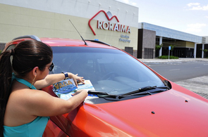 Vaga Especial: Smtran realiza campanha de orientação e emissão de credenciais no Roraima Garden Shopping