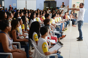 Prefeita Teresa Surita participa da confraternização do Coral ArtCanto