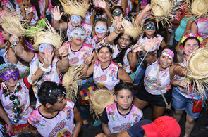 Carnaval 2016: Terceira noite de folia reúne vários ritmos na avenida