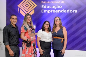 Educação Empreendedora - Professora de Boa Vista é destaque em Prêmio do Sebrae