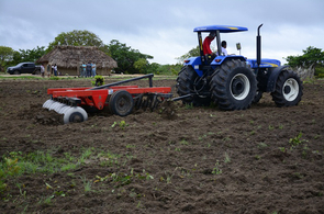 Prefeitura finaliza processo de mecanização agrícola em áreas rurais e indígenas