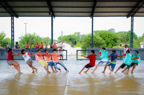Cinema, Bosque dos Papagaios, Selvinha Amazônica e competições esportivas fazem parte da colônia de férias de projeto social 