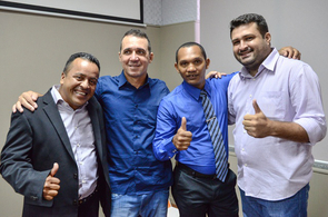 Prefeita empossa novos conselheiros tutelares de Boa Vista