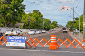 Prefeitura inicia reconstrução asfáltica da avenida Mário Homem de Melo