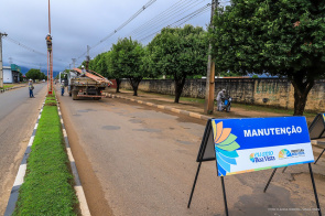 Prefeitura inicia obras de reconstrução da avenida Carlos Pereira de Melo