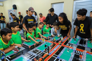 Semana Nacional do Trânsito - Em visita ao Projeto Crescer, alunos aprendem sobre trânsito seguro