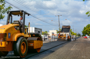 Último trecho da avenida Nossa Senhora da Consolata recebe obras de recapeamento