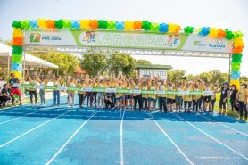 BOA VISTA 133 ANOS - Integrantes do Conviver e Cabelos de Prata brilham na pista de atletismo da Vila Olímpica