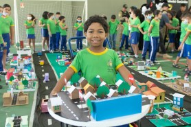 MAIO AMARELO - Palestra de Educação para o Trânsito é apresentada de forma lúdica para a criançada