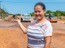INFRAESTRUTURA  - Bairro Laura Moreira recebe obras de terraplanagem da prefeitura
