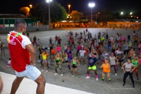 ACADEMIA ABERTA - “Aulão de Carnaval” é marcado por muita animação no Parque Germano Augusto Sampaio