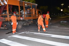 SINALIZAÇÃO HORIZONTAL - Prefeitura segue com pintura de faixas para melhorar segurança no trânsito