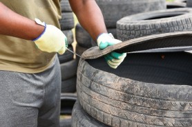 MEIO AMBIENTE - Comerciantes e distribuidores devem estabelecer um ponto de coleta para pneus usados