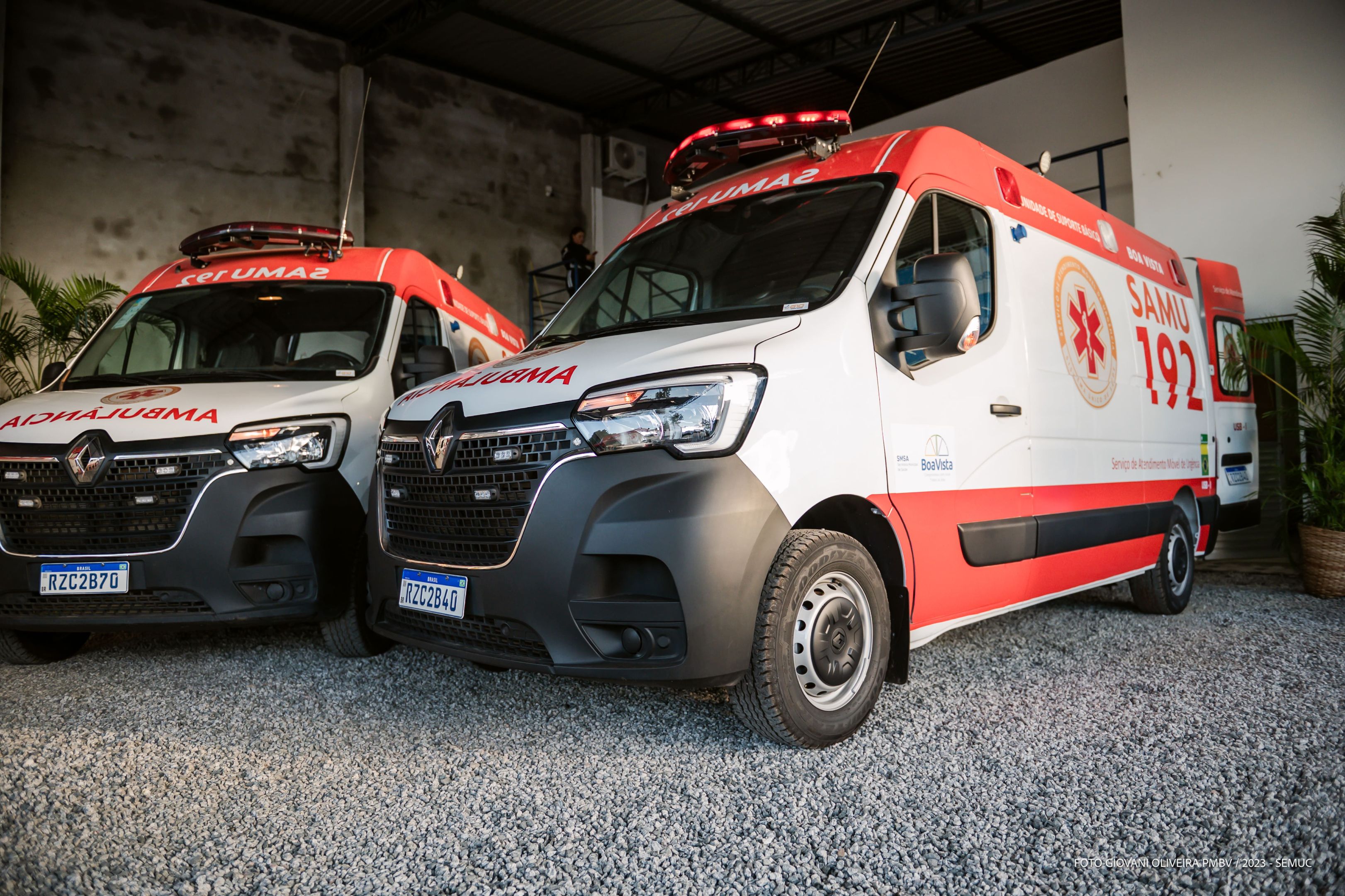 Entrega de Ambulâncias do SAMU - Ft Giovani Oliveira