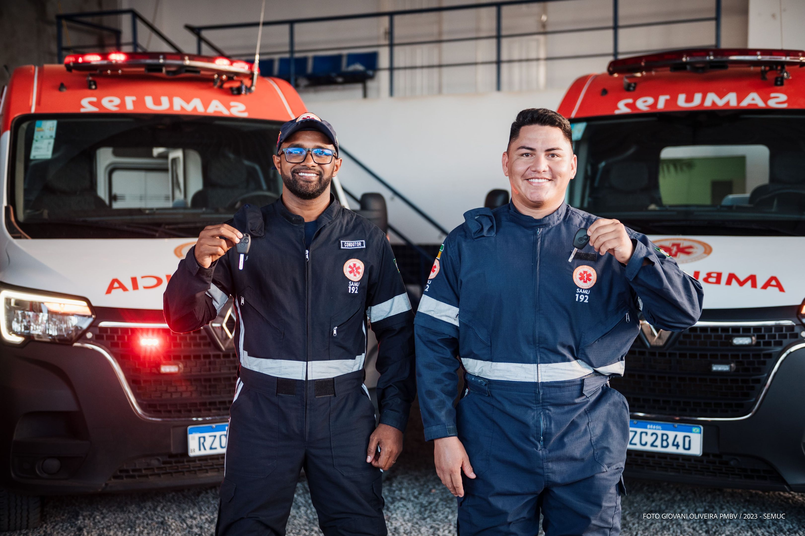 Entrega de Ambulâncias do SAMU - Ft Giovani Oliveira